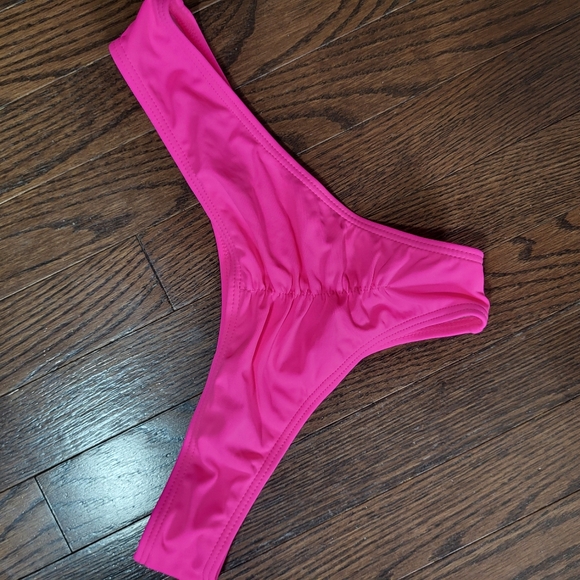 Hot pink thong bikini bottom - Picture 2 of 3